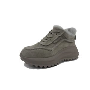 женские утеплённые кроссовки