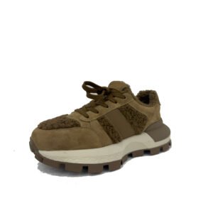 женские утеплённые кроссовки